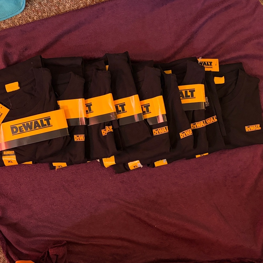 DeWalt Men's Black Long Sleeve Tee